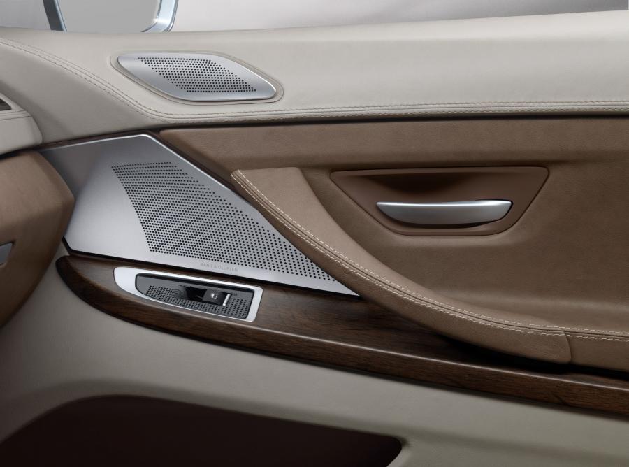  BMW 6-Series Coupe Concept 2010 года  (фото 17 из 44)